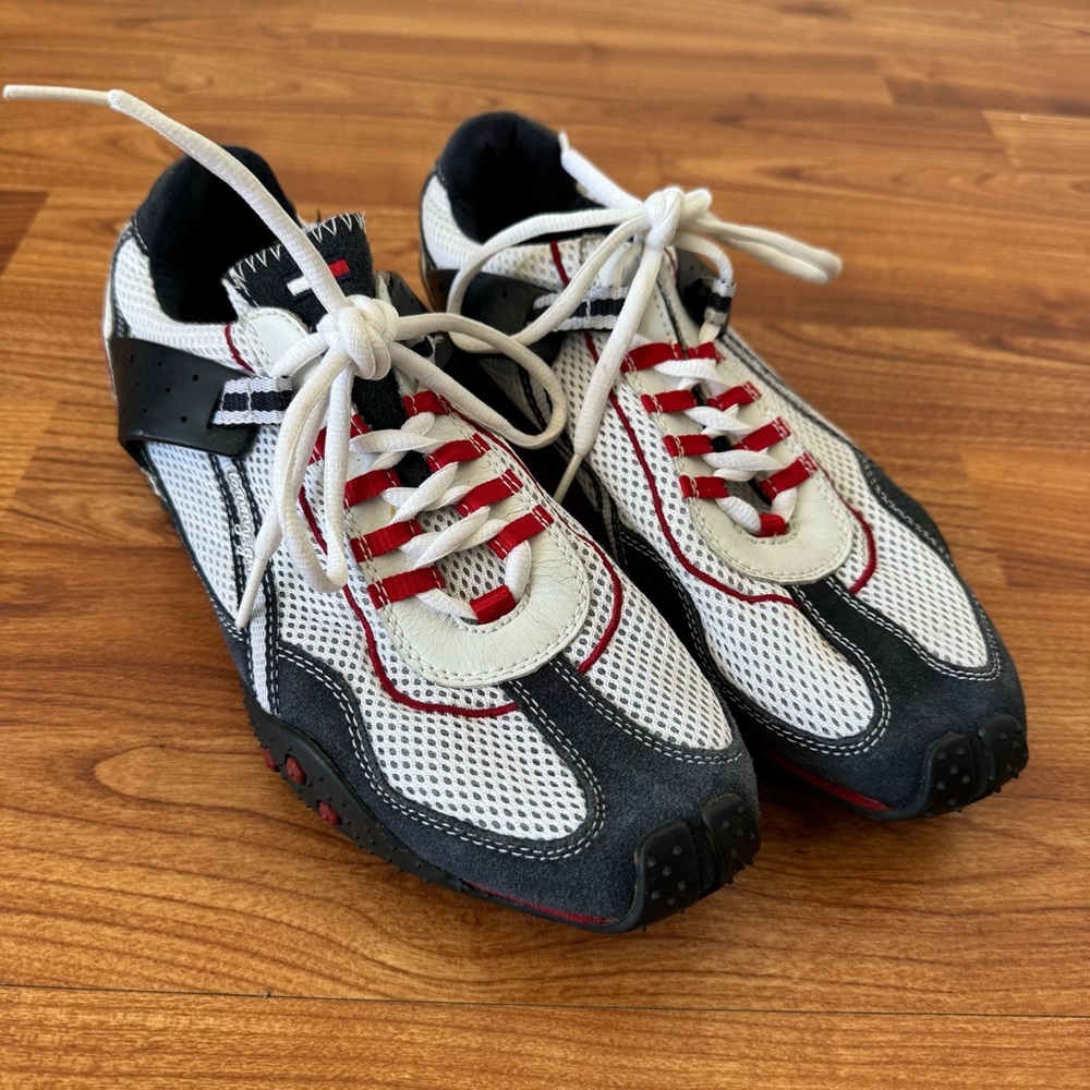 Women’s size 9.5 Tommy Hilfiger Heritage Mesh Racing Sneakers